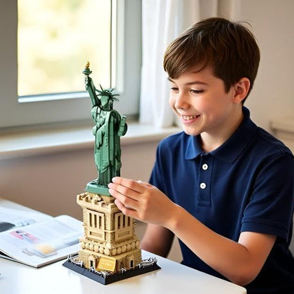 Mantfuty Statue of Liberty Building Blocks Set Famous World Architecture Model New York Landmark Bricks Toy Gifts for Adults(1409 Pieces)