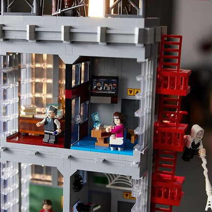 Lego Marvel Super Heroes Playset from 16 Years - Daily Bugle 76178