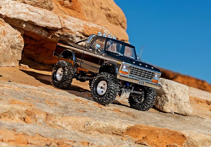 Traxxas 1/18 TRX-4M F-150 High Trail Crawler Truck
