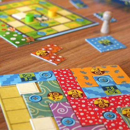 Patchwork Express Board Game - Fast-Paced Two-Player Quilting Strategy Game! Interactive Puzzle Game for Kids &amp Adults Ages 6+ 2 Players 20 Minute Playtime Made by Lookout Games