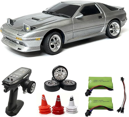 YUCT LDRC LD1802 1/18 RC Drift Car Silver High-Speed Drifting with Gyro Two Batteries Replacement Tires