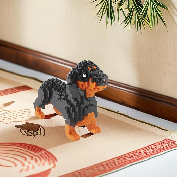Larcele Micro Dachshund Dog Building Blocks Set Super Mini Pet Building Toy Bricks Kit 898 Pieces KLJM-02 (Dachshund)