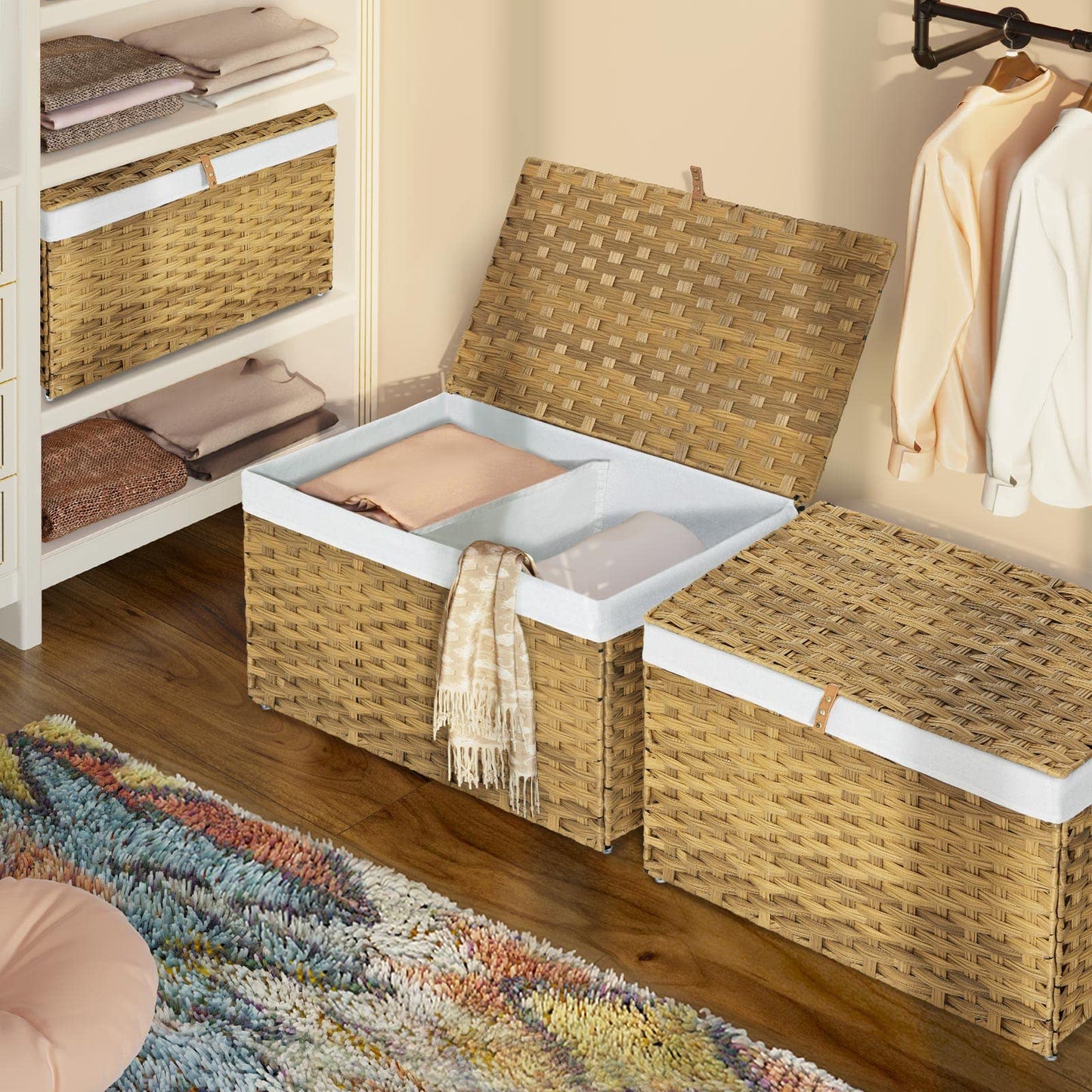 GREENSTELL Storage Basket with Lid, 27.7 Gallon(105L) Lagre Wicker Blanket Storage Basket with Handles, Foldable, 2 Removable Liner Bags, Metal Frame, for Bedroom, Laundry Room, Natural