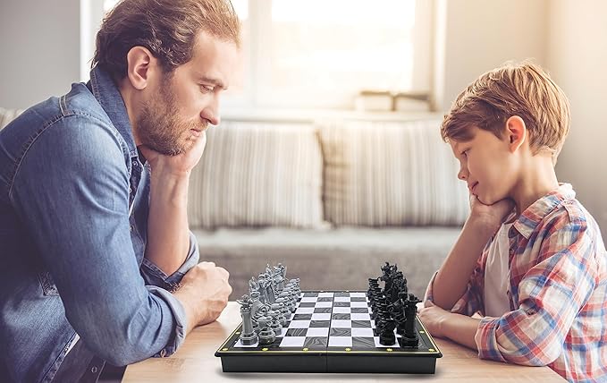 Lexibook - Harry Potter Chess Games Magnetic and Foldable Chess Board 32 Pieces Family Game CGM300HP