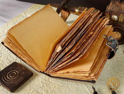 Blank Spell Book Of Shadows Journal With Lock Clasp Prop Vintage Handmade Leather Diary Embossed Prayer Pagan Antique Witchcraft Supplies Wiccan Notebook Daily Witch Gifts Mystic Greek Mythology Goddess (7x5)