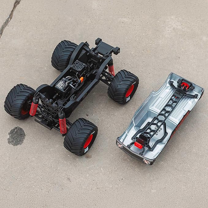 ARRMA RC Truck 1/16 Quake GROM 4X4 RTR Brushed Monster Truck (Battery &amp Charger Included) Red ARA2137T1