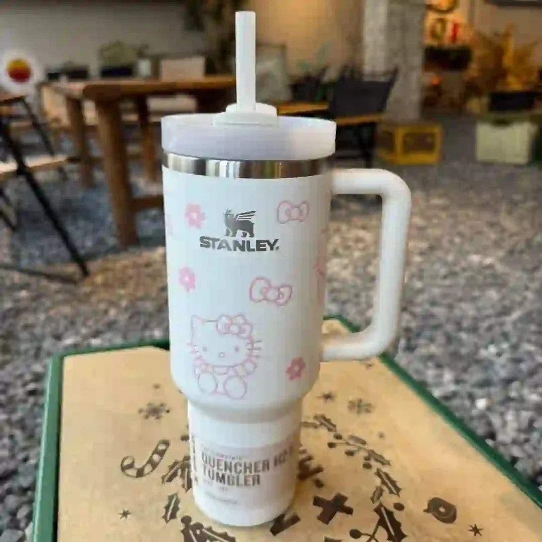 Black Stanley Quencher H2.0 Tumbler – 40 oz Travel Cup